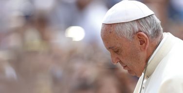 Молитвенные прошения Папы Франциска на январь: помолимся о религиозных меньшинствах Азии