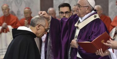 В Пепельную среду Папа Франциск призвал верующих «остановиться, присмотреться и вернуться»