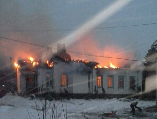 Католики Казахстана помогают восстановить сгоревший православный храм