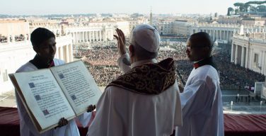Пасхальное послание Папы Франциска «Urbi et Orbi» («Граду и Миру»)