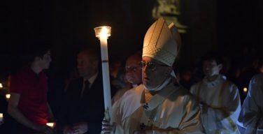 Папа Франциск возглавил богослужение Навечерия Пасхи в базилике Святого Петра