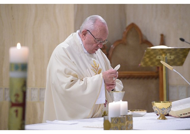 Папа Франциск на Мессе в Доме Св. Марфы говорил о подлинном и мнимом единстве