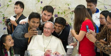 Опубликовано Послание Папы на Всемирный день миссий