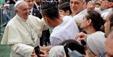Папа Франциск совершил очередной пастырский визит на окраину Рима