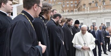 На общей аудиенции 23 мая Папа Франциск помолился об Украине и Китае