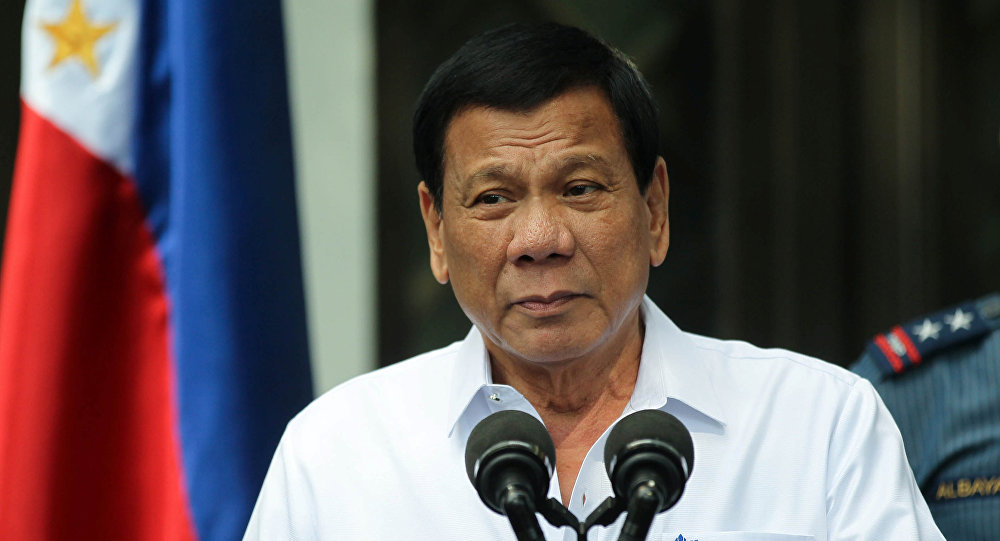 Президент Филиппин извинился перед Богом