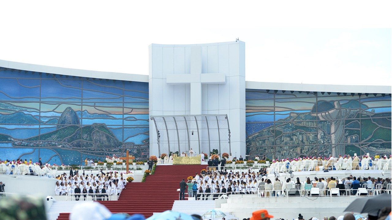 Пять лет назад состоялся первый ВДМ с участием Папы Франциска
