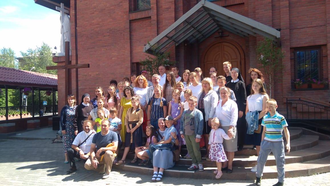 В Новосибирске проходят «Каникулы с Богом» для семей (+ФОТО)