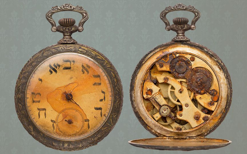 На аукционе в США продадут часы русского эмигранта-еврея, пассажира «Титаника», с изображением пророка Моисея