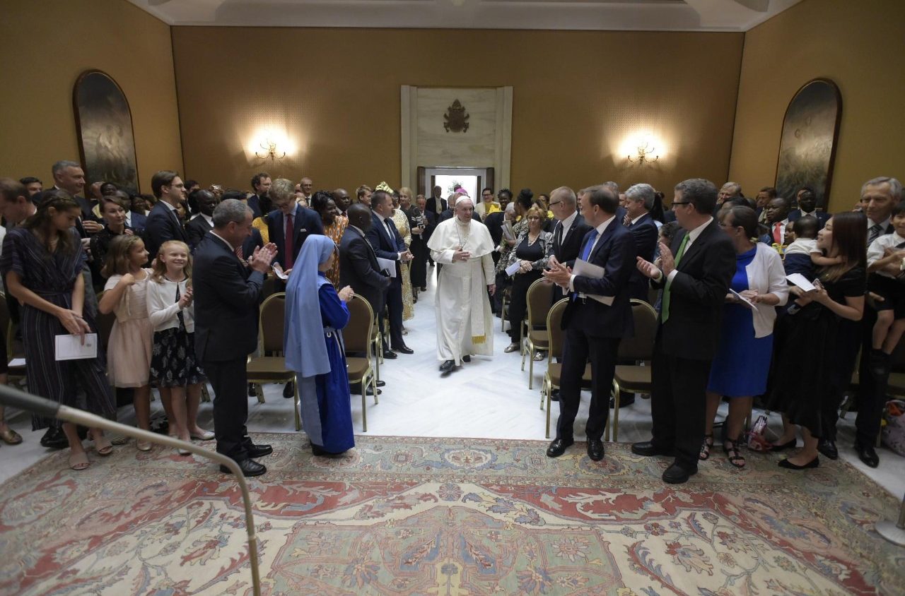 Папа: религиозной свободе противостоят две идеологии