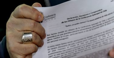 Папа одобрил документ чилийских епископов о борьбе с педофилией