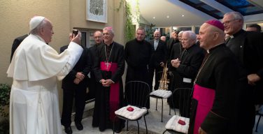 Обнародованы подробности встречи Папы с прибалтийскими иезуитами (+ ФОТО)