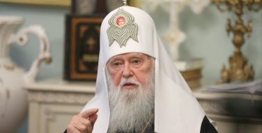 Константинополь признал каноническими украинские самопровозглашенные церкви – СМИ