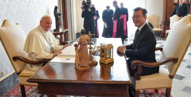 Папа Франциск встретился с президентом Южной Кореи
