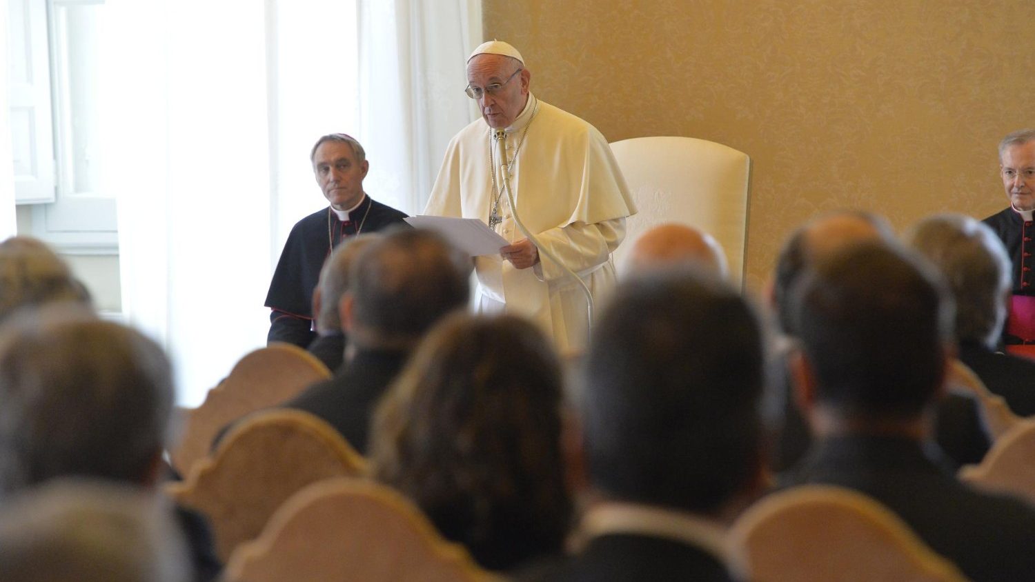 Папа — участникам семинара «Этика в здравоохранении»