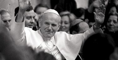 Папа: Иоанн Павел II оставил неизгладимый знак в Церкви