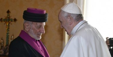Папа Франциск встретился с Патриархом Ассирийской Церкви Востока