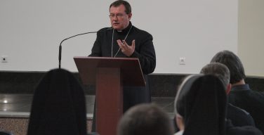 Синод: Послесловие. Выступление архиепископа Павла Пецци перед священниками и монашествующими