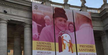 В Ватикане открыт медпункт для нуждающихся (ФОТО + ВИДЕО)