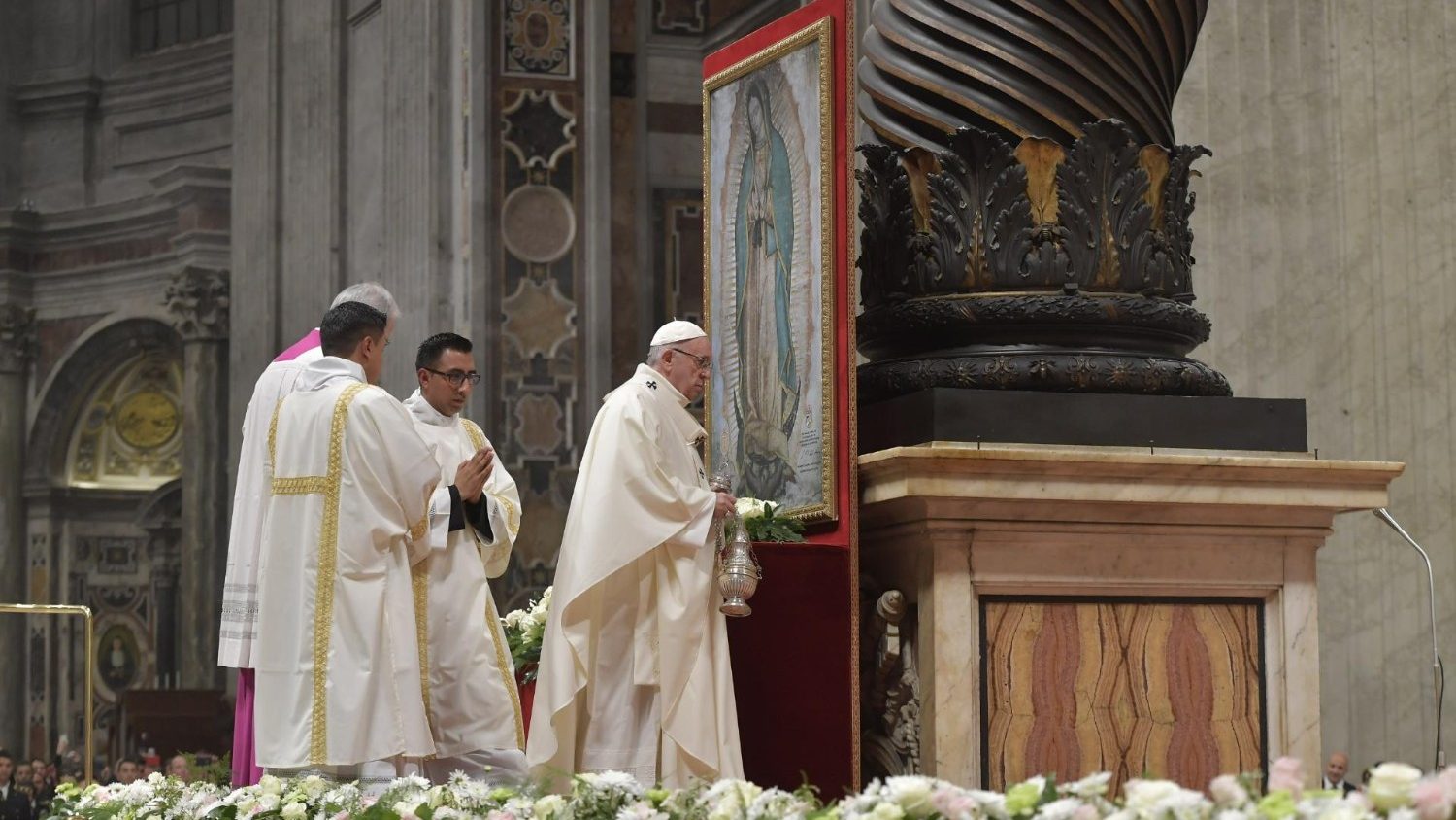 Папа: настоящий лидер не нуждается в унижении других (ФОТО + ВИДЕО)