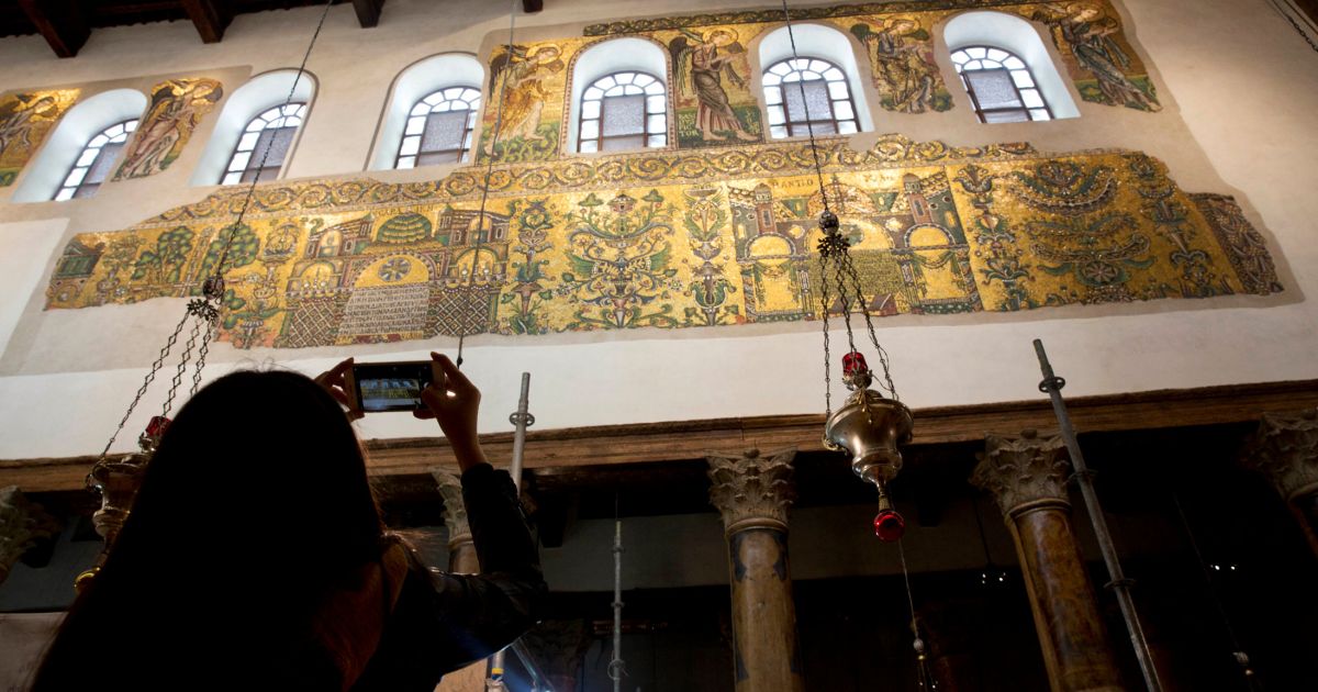 В храме Рождества Христова в Вифлееме отреставрированы мозаики (ФОТО)