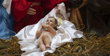 Аномальные морозы не помешали католикам сибирской столицы встретить Христово Рождество