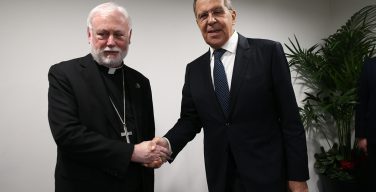 Представитель Ватикана и глава МИД России обсудили двустронние отношения