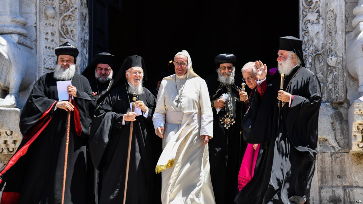 Папа призвал христиан молиться о единстве