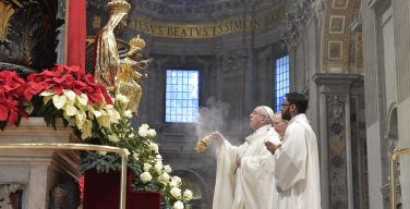 В своей проповеди в торжество Девы Марии Папа Франциск размышлял о тайне Богоматеринства
