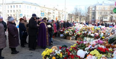 В годовщину трагедии в Кемерове проведут вечер памяти погибших при пожаре в «Зимней вишне»