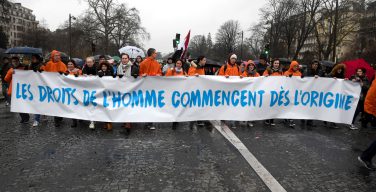Папа Франциск направил приветственное послание участникам парижского Марша в защиту жизни