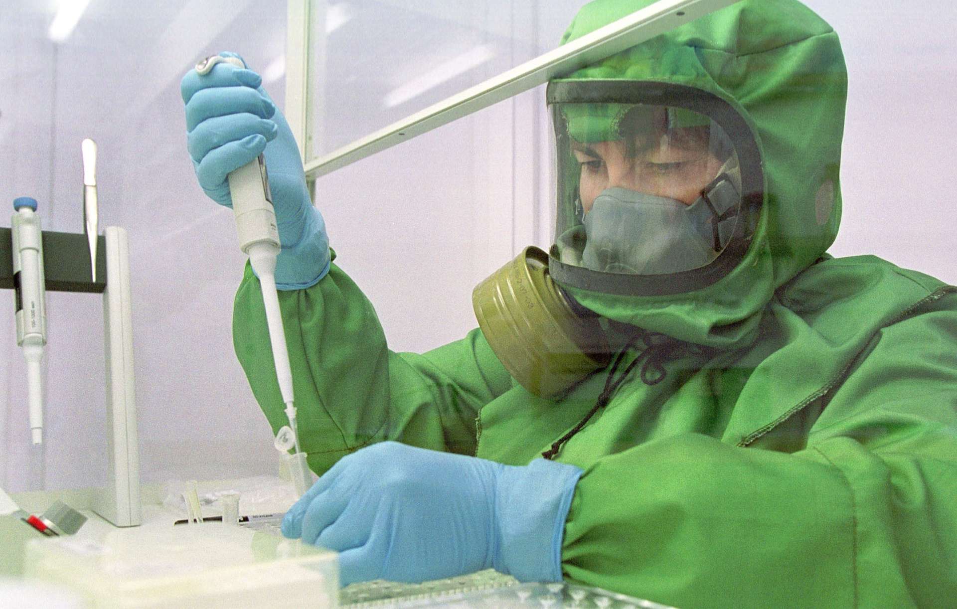 Новосибирские ученые завершили испытания вакцины против лихорадки Эбола
