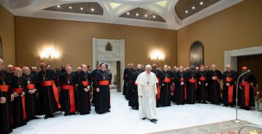 Папа: литургия не может быть полем для самодеятельности