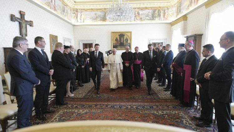 Папа встретился с чешскими и словацкими парламентариями по случая 1150-летия кончины святого Кирилла