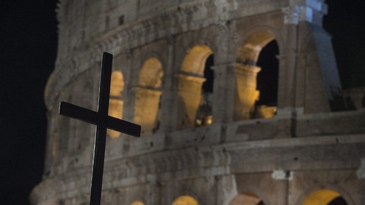 В этом году традиционный Via Crucis в Колизее будет посвящен жертвам современной работорговли