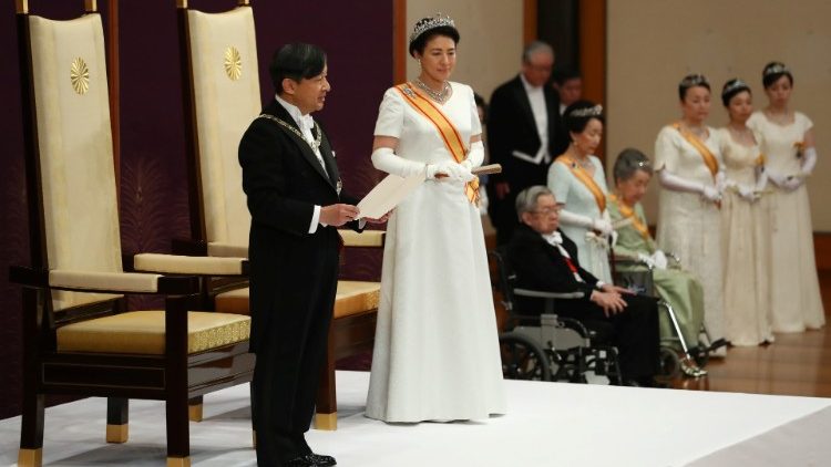 Папа Франциск поздравил нового императора Японии со вступлением на престол