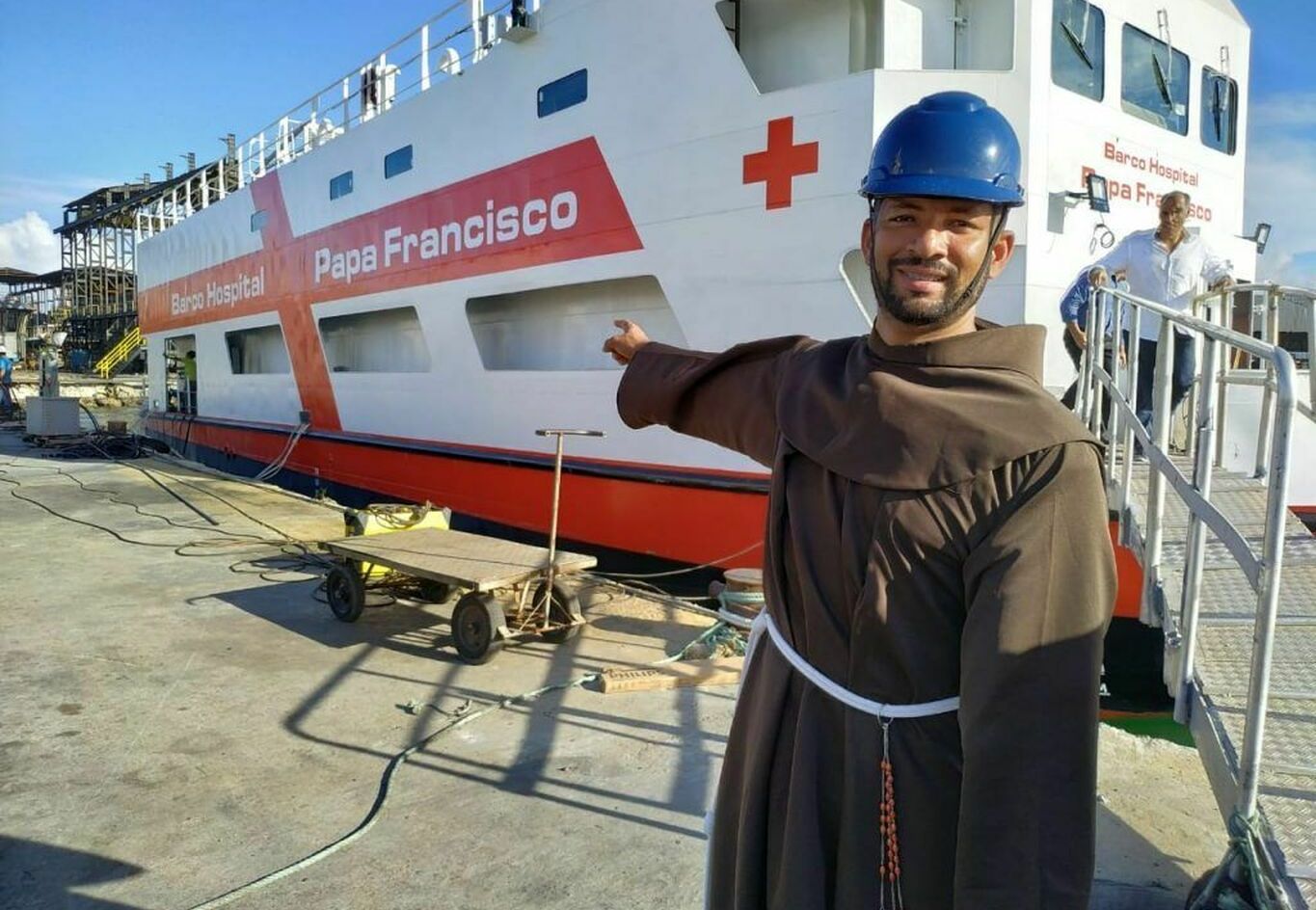 «Папа Франциск»: госпиталь солидарности и Евангелие отправятся в плавание по Амазонке