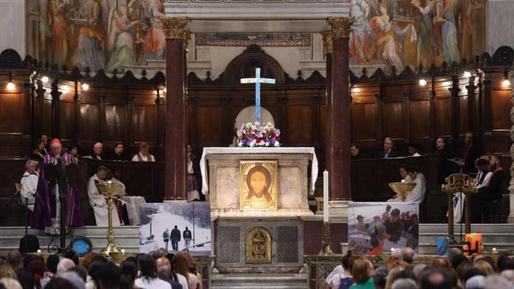 В Риме вознесли экуменическую молитву о погибших беженцах