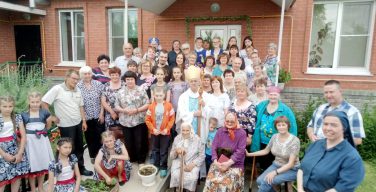 Епархиальный Дом пожилых людей в Сереброполье отметил свой седьмой день рождения!