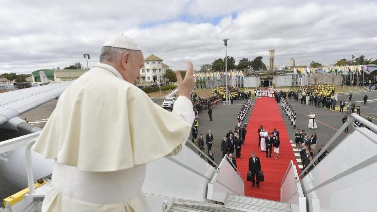 Визит Папы Франциска в Юго-Восточную Африку завершен