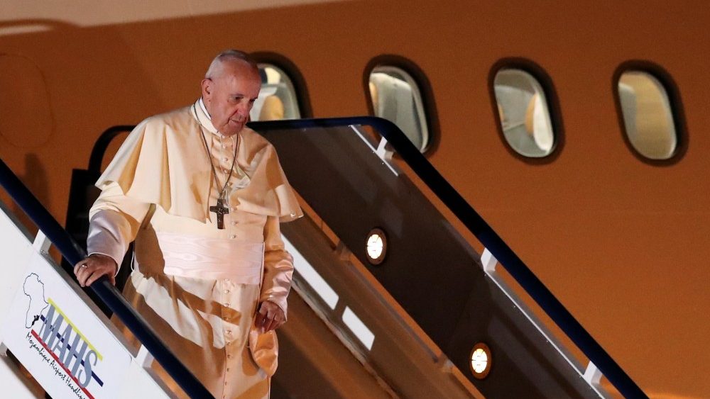 Папа Франциск прибыл в Мозамбик