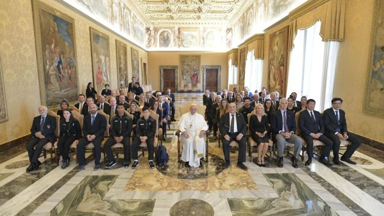 В субботу 28 июня Папа Франциск дал аудиенции музыкантам, спортсменам и воспитанникам социального центра