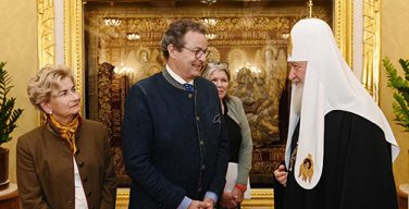 Патриарх Кирилл на встрече с швейцарскими политиками: традиционные нравственные ценности и демократия способны сосуществовать