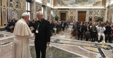 Папа Франциск иезуитам: культурная революция как средство против социальной несправедливости