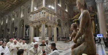 Папа Франциск на празднике освящения Латеранской базилики: Бог может возродить любое сердце