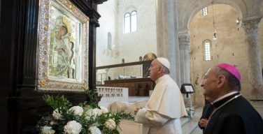 Обнародована программа встречи Папы с епископами Средиземноморья