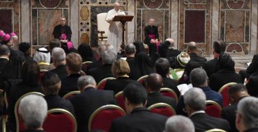 Папа Франциск дал традиционную аудиенцию дипломатам, аккредитованным при Святом Престоле