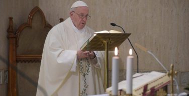 Папа Франциск на Мессе в Доме Святой Марфы говорил о первостепенной важности послушания