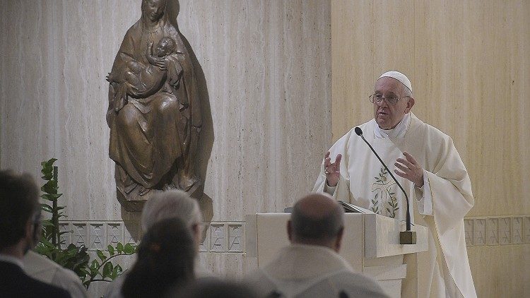 На Мессе в Доме Святой Марфы Папа Франциск говорил о христианской радости и предостерег от формализма в религиозной жизни