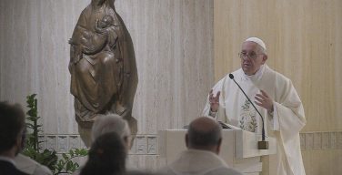 На Мессе в Доме Святой Марфы Папа Франциск говорил об опасности утраты чувства греха